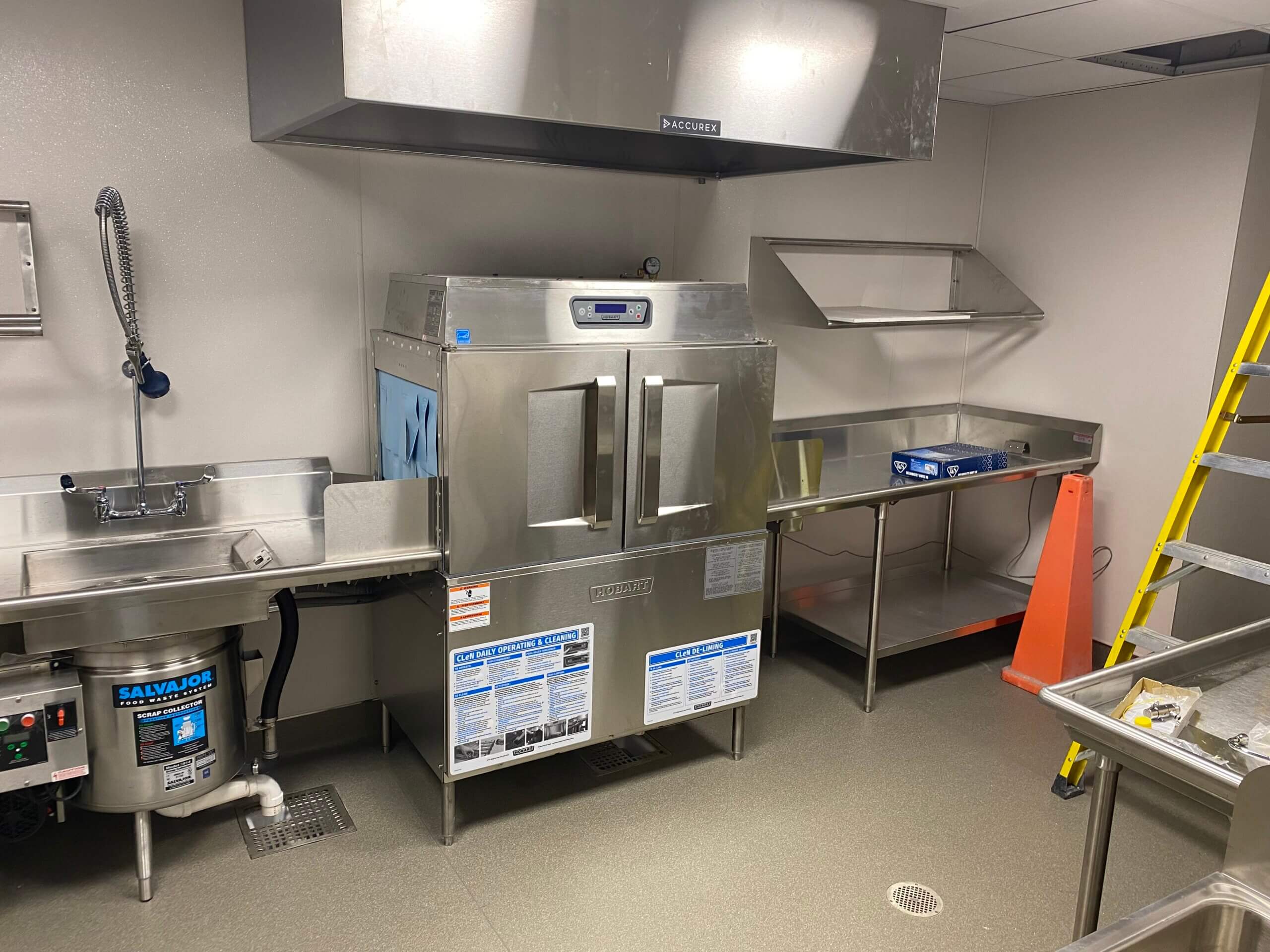 Back of service counters at Marathon Petroleum HQ